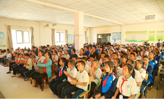 ������ҵЯ���Ų���ѧԺ�����ػ���ѧ