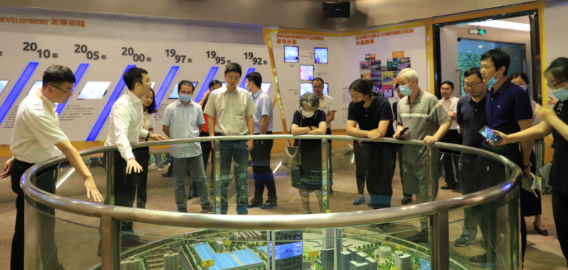 ΰ��Я���Ϻ����޽�ѧ����������̽��������ƽӹ�֮��